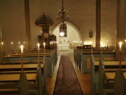 Tänasel Olavipäeval tähistavad vormsilased kiriku taaspühitsemise 30. aastapäeva
