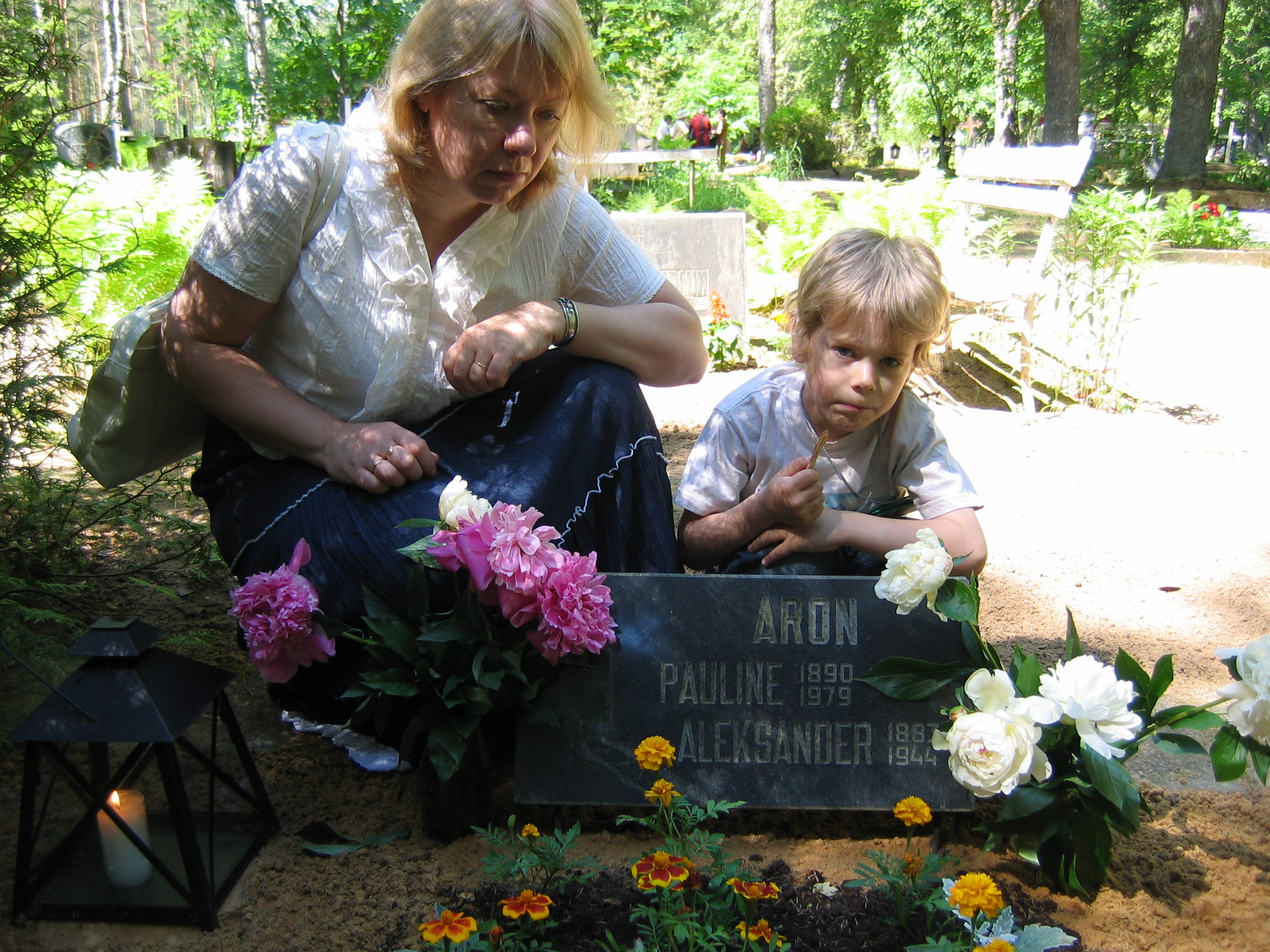 Surnuaiapühade traditsioon kuulub eestlaste rahvuslikku mällu