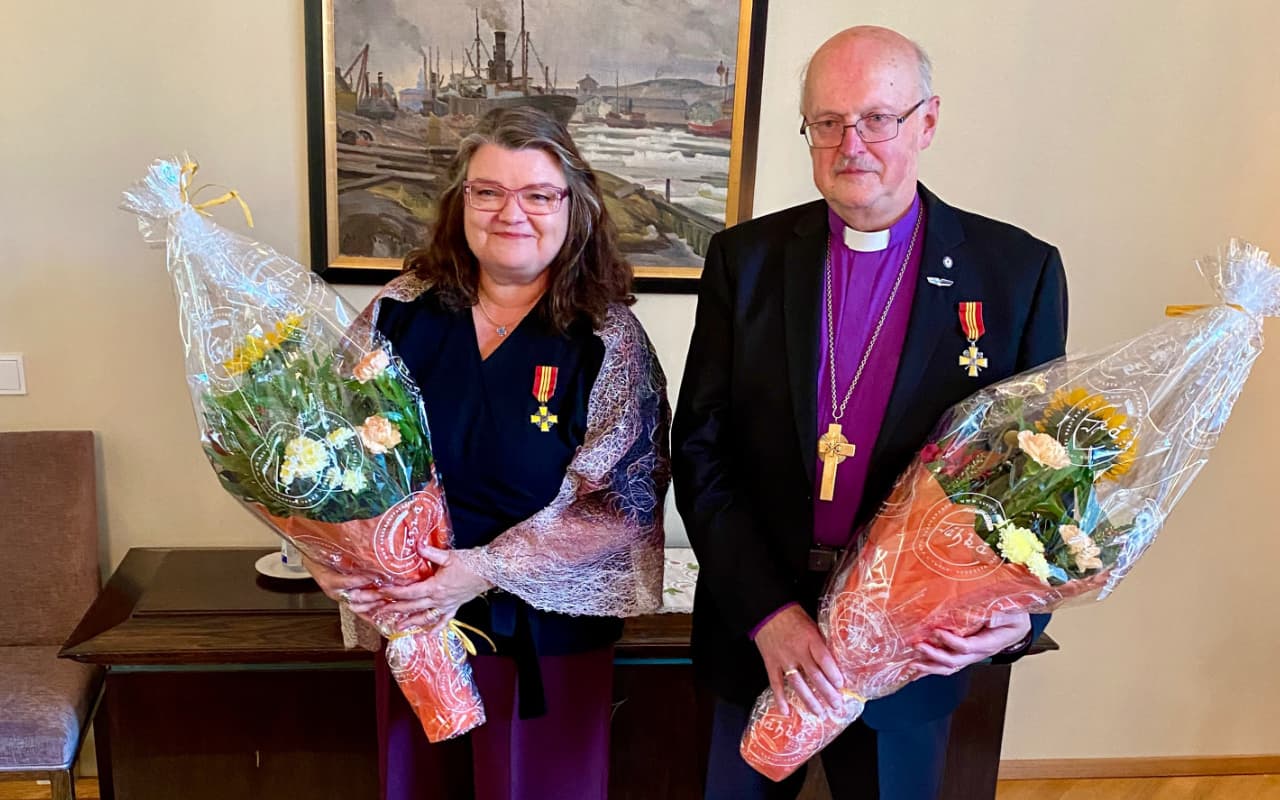 Piiskop Tiit Salumäe pälvis Soome Kiriku kõrge autasu