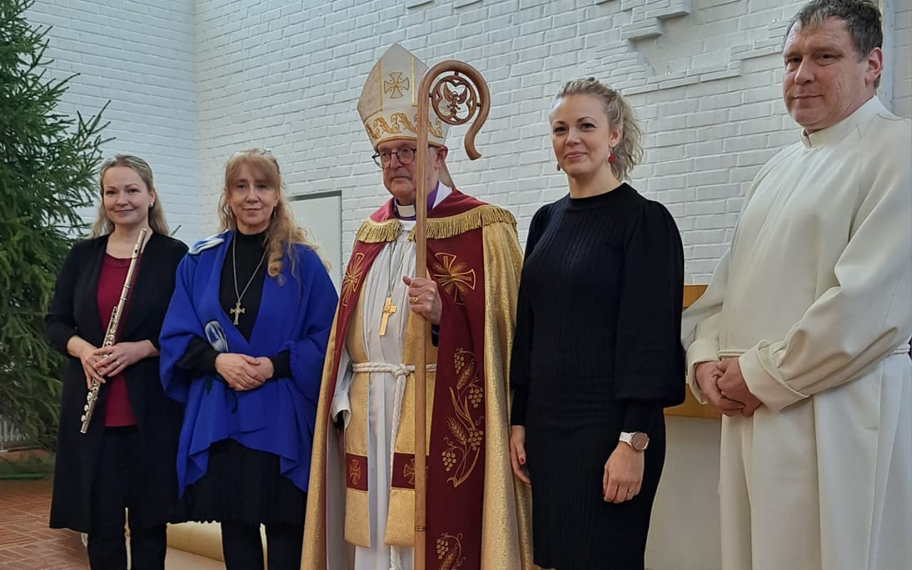 Piiskop Tiit Salumäe pälvis Helsingi kogudusteühenduse aumärgi