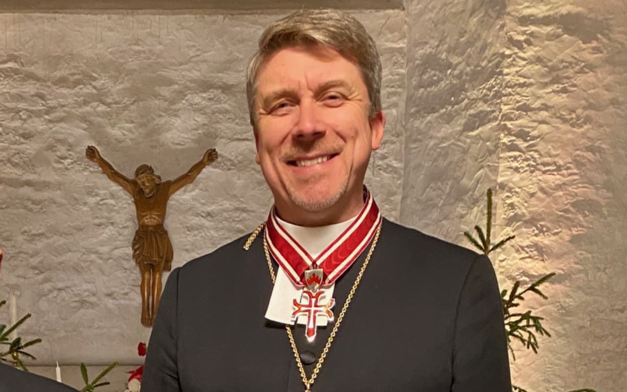 Peapiiskop Urmas Viilma pälvis Buxhoevedni Risti