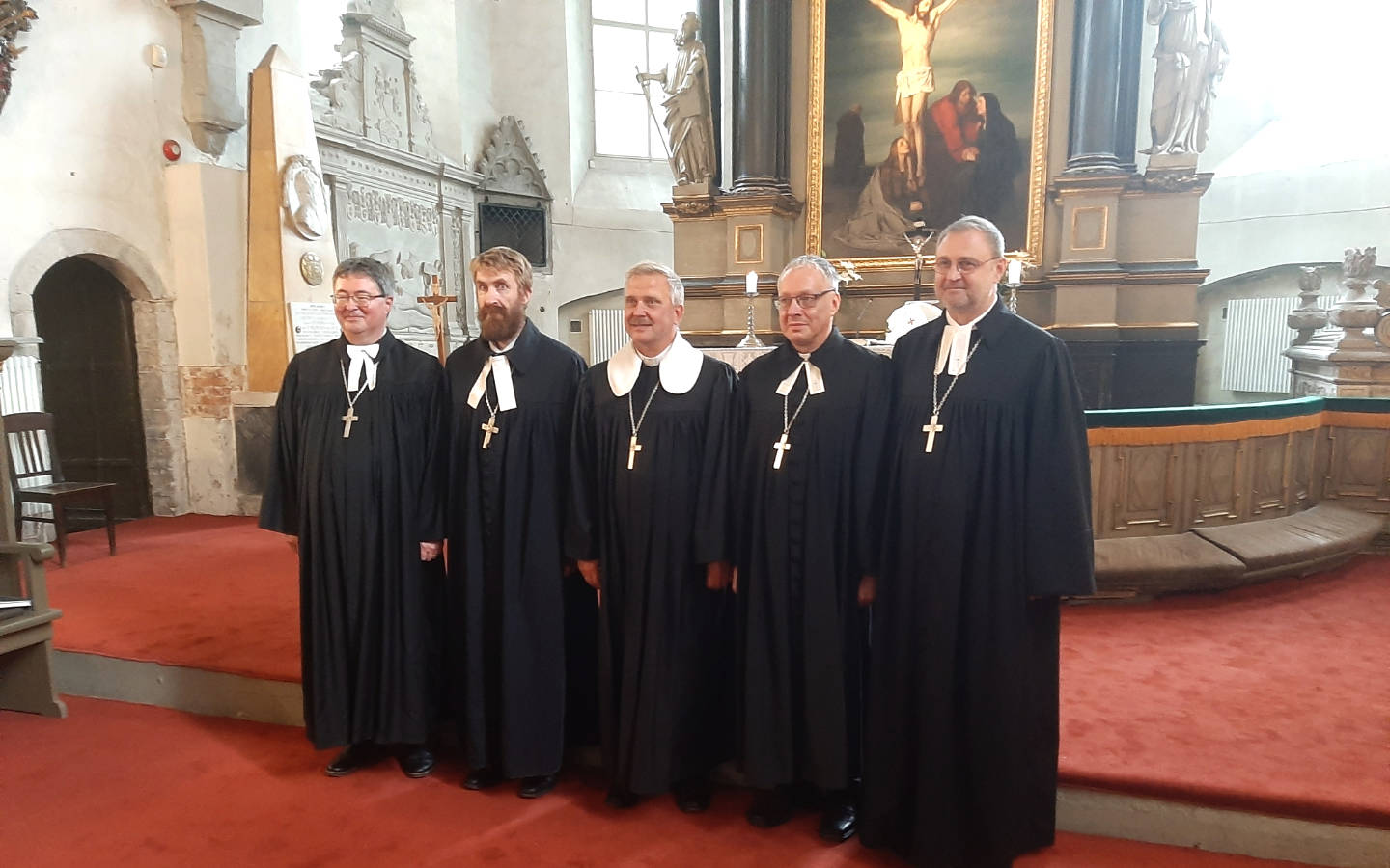 Tallinna Toomkirikus tähistati viie vaimuliku ordinatsiooni 25. aastapäeva