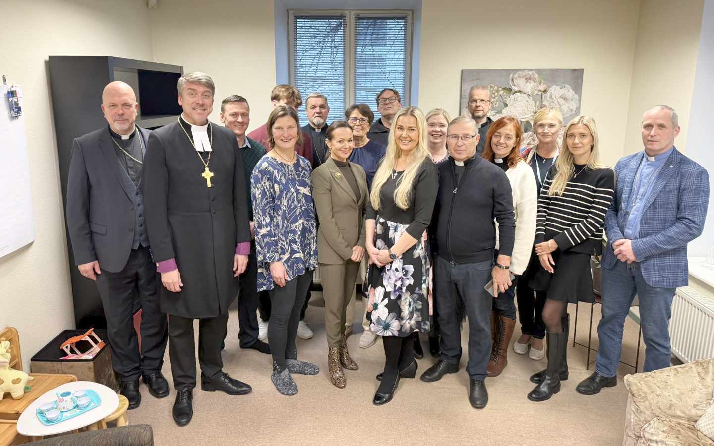 Peapiiskop Urmas Viilma õnnistas Eesti Diakoonia peretöö keskuse uued ruumid