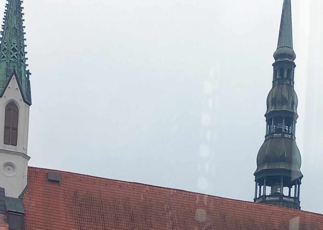 Riia Jaani kirikus tähistati Eesti koguduse 36. aastapäeva piduliku tänujumalateenistusega