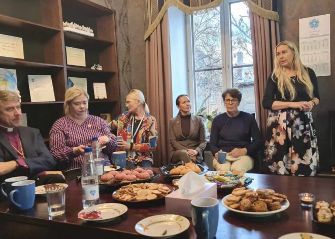 Peapiiskop Urmas Viilma õnnistas Eesti Diakoonia peretöö keskuse uued ruumid