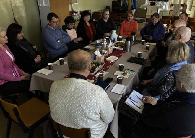 Lääne-Nigula vallas toimus koguduste ja vallajuhtide ümarlaud koostöö tugevdamiseks