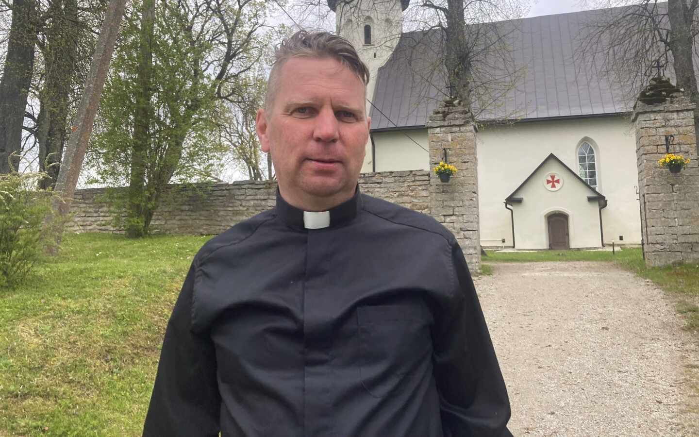 Simuna koguduse uus diakon Oliver Vitskovski alustab teenimist pühapäeval