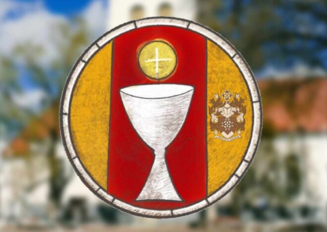 Paide Püha Risti kirikule kingiti armulaua sümboolikaga vitraaž