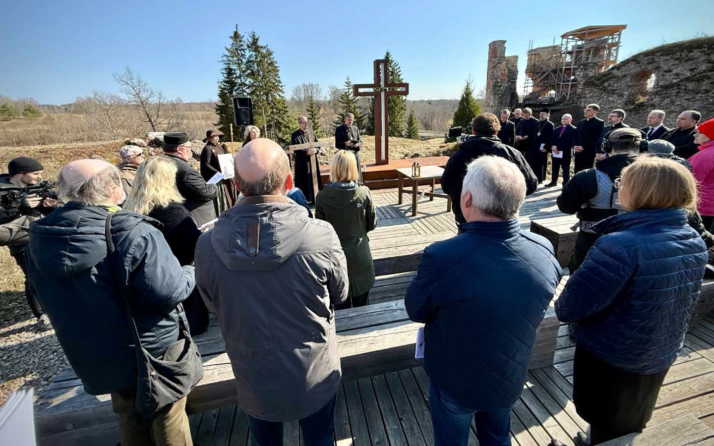 ETV näitab Suure Reede hommikul Vastseliinas salvestatud oikumeenilist ristiteed