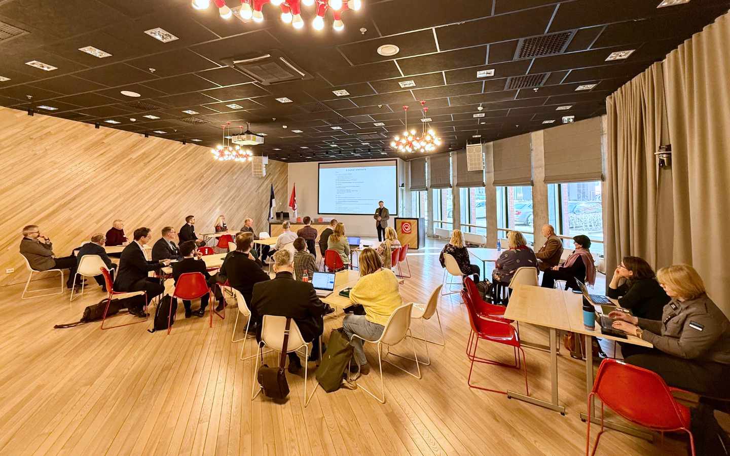 Kirikute Nõukogu kriisivalmiduse koolitus tõi Tartusse koguduste esindajaid mitmelt poolt üle Eesti