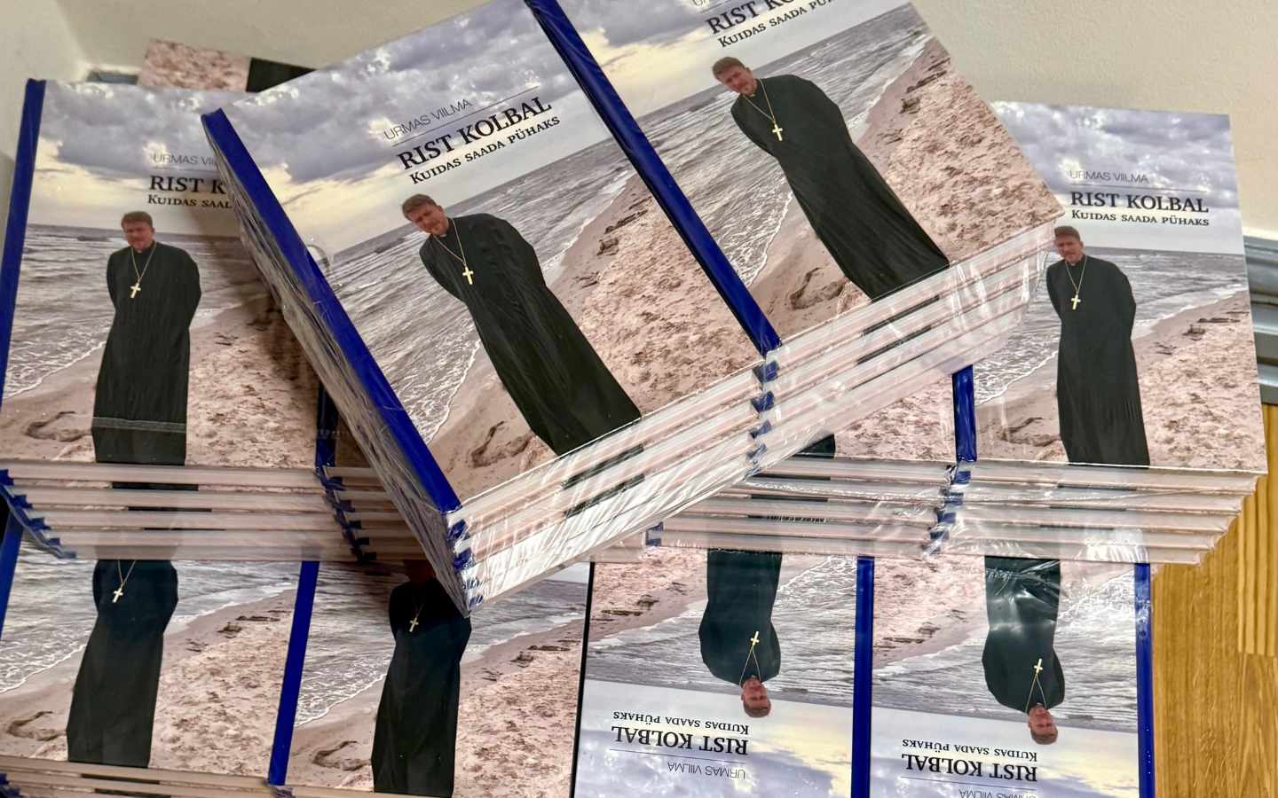 Peapiiskop Viilma raamat „Rist kolbal“ on taas müügil: ilmus juba kolmandas trükk