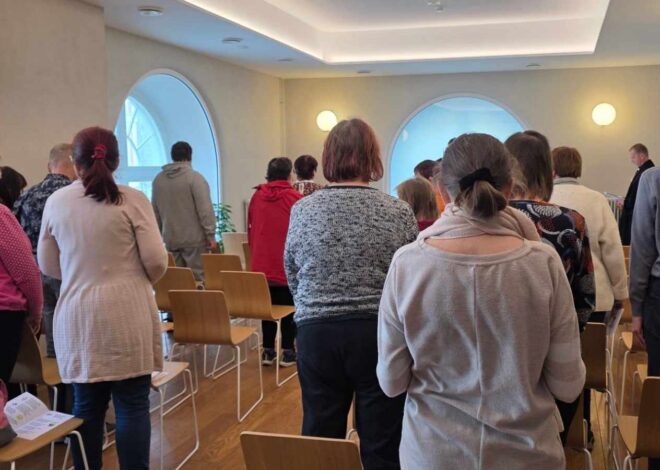 Tartu Maarja koguduses peeti ülestõusmispüha jumalateenistus erivajadustega inimestele