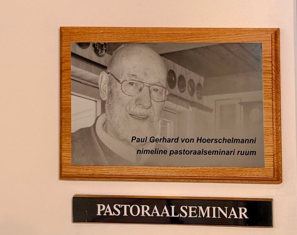 Paul-Gerhard von Hoerschelmanni mälestustahvel