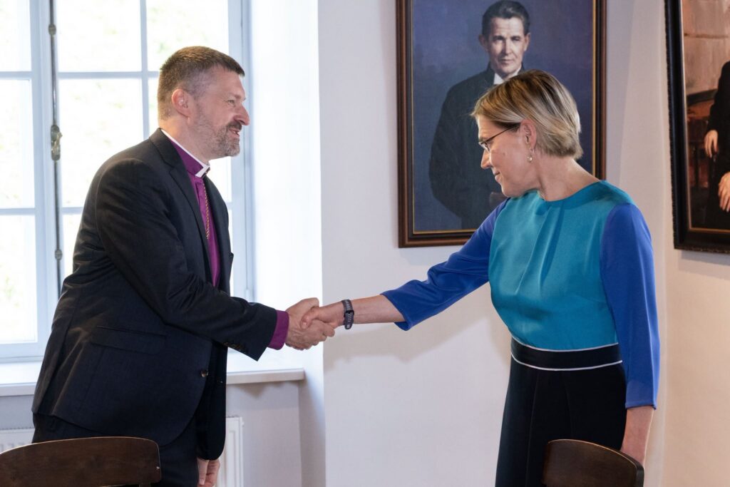 Hüvastijätt konsistooriumis